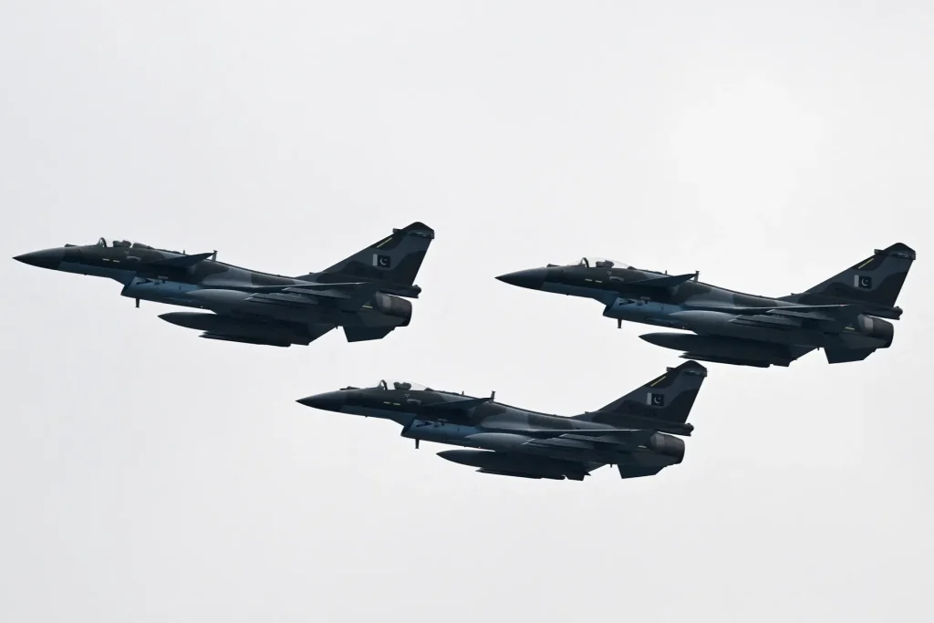 巴基斯坦空军的J 10C战斗机由中国成都飞机工业集团研制 巴基斯坦空军的J 10C战斗机由中国成都飞机工业集团研制